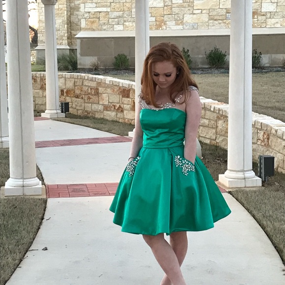 Sherri Hill 51390 - Picture 2 of 3